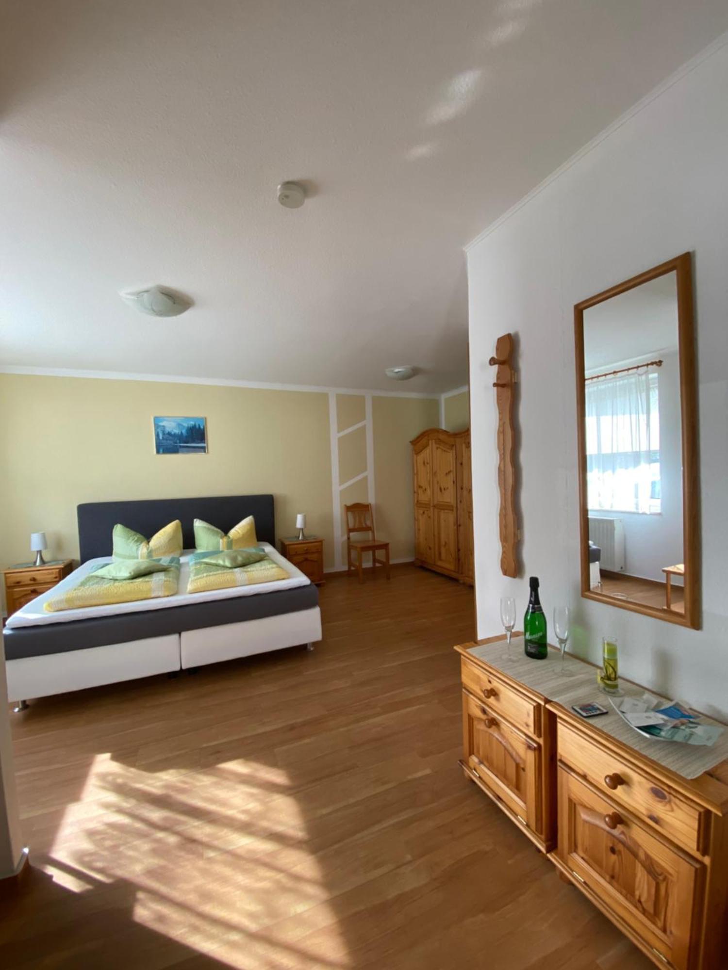Hotel Am Schlosspark Mallin Bilik gambar